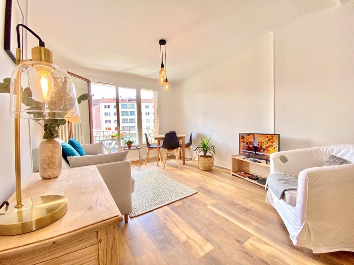 Charmant T3 Renove En Centre-Ville D'Annecy Avec Balcon, Ascenseur Et Parking Prive - Fr-1-432-83 Екстериор снимка